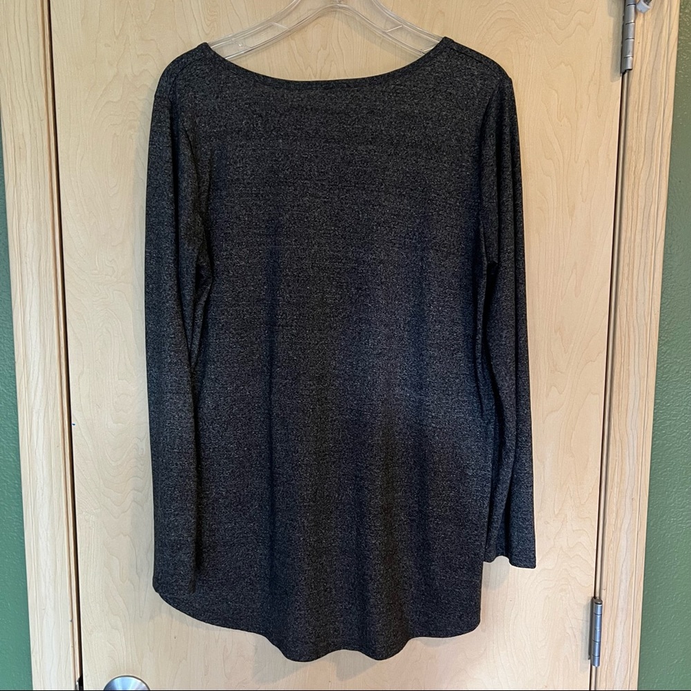 ⚠️Final Price⚠️ LuLaRoe Long Sleeve Perfect Tee - Charcoal Grey - Picture 2 of 5